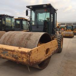 緊急轉讓 宜昌2019年二手22噸壓路機及技術轉讓